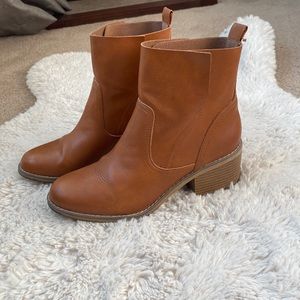 Brown boots